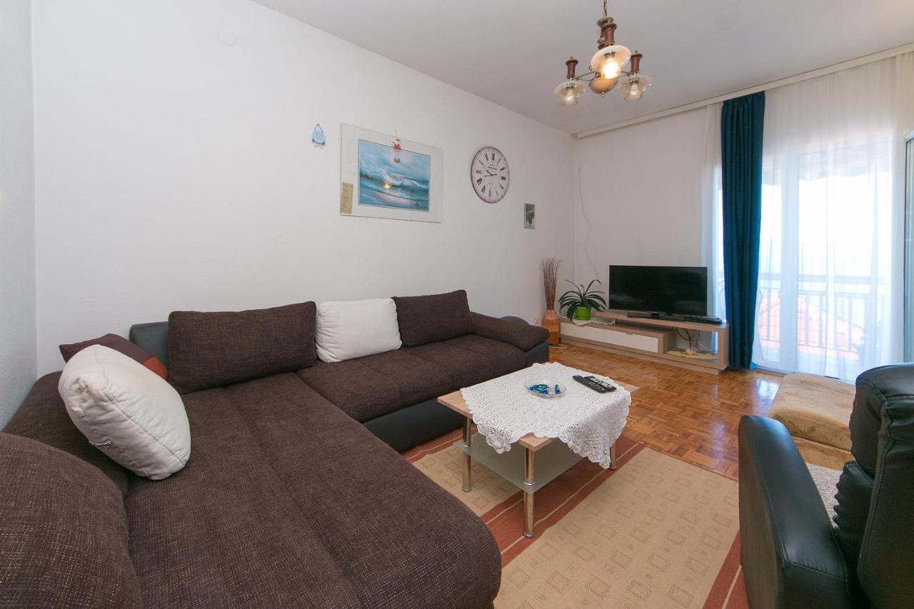 Apartments By The Sea Brist, Makarska - 15714 Podaca Exterior foto