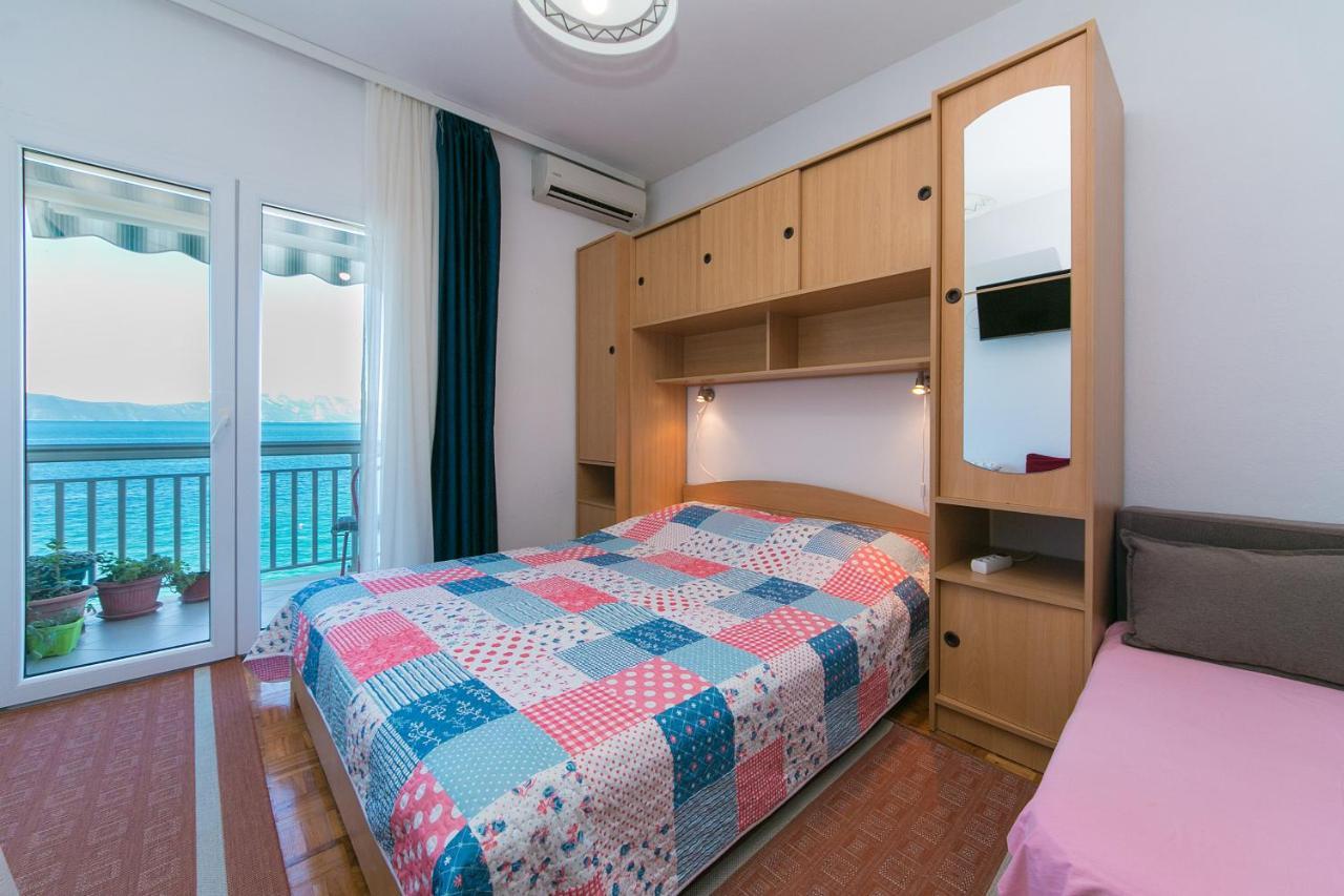 Apartments By The Sea Brist, Makarska - 15714 Podaca Exterior foto