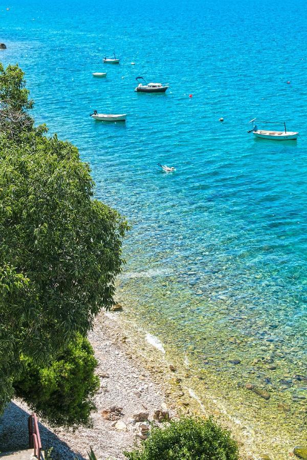 Apartments By The Sea Brist, Makarska - 15714 Podaca Exterior foto