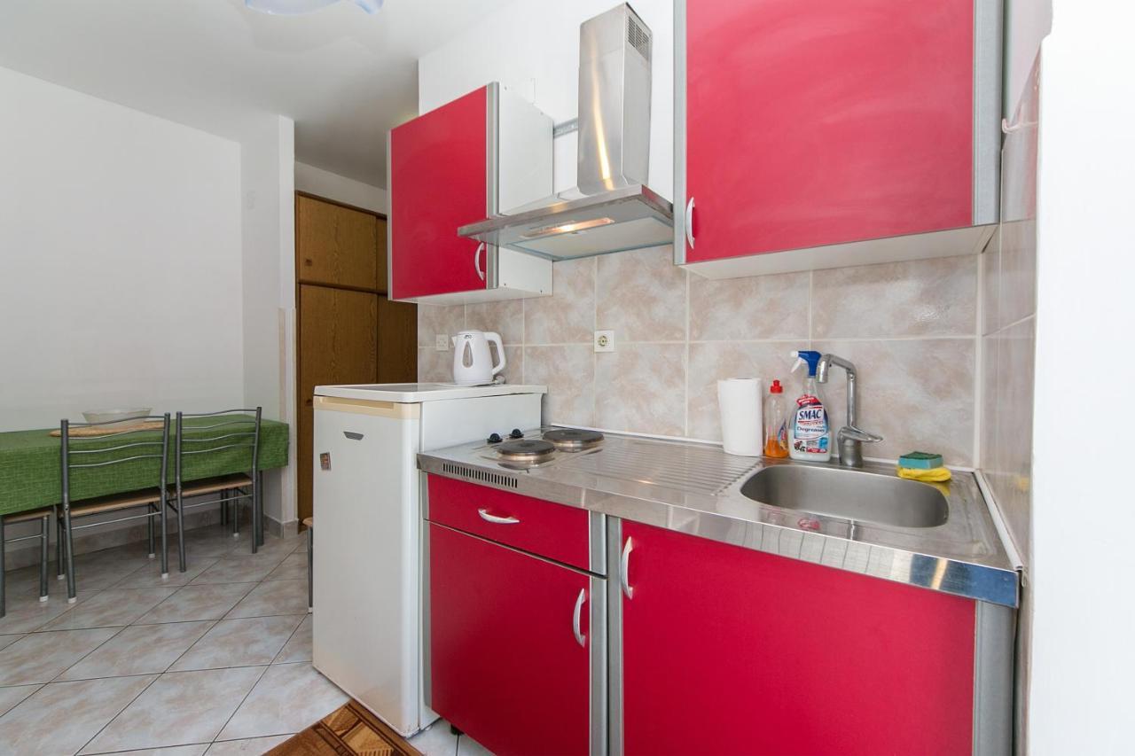 Apartments By The Sea Brist, Makarska - 15714 Podaca Exterior foto
