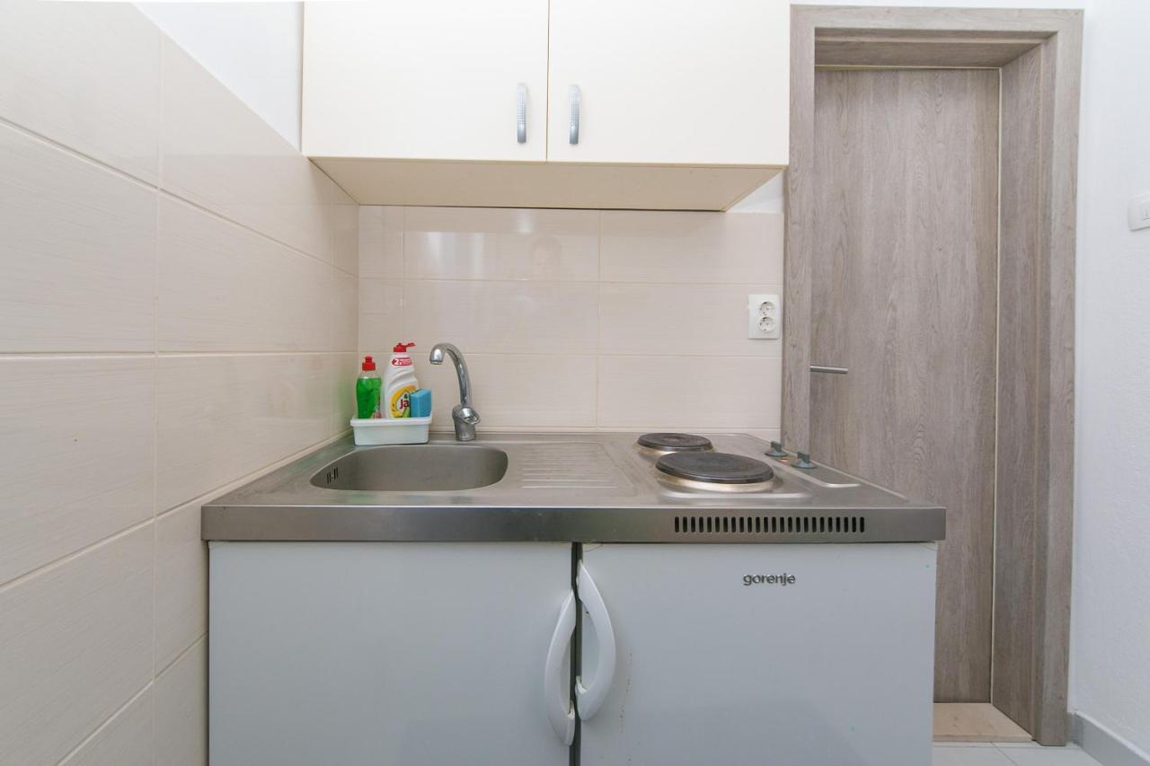 Apartments By The Sea Brist, Makarska - 15714 Podaca Exterior foto