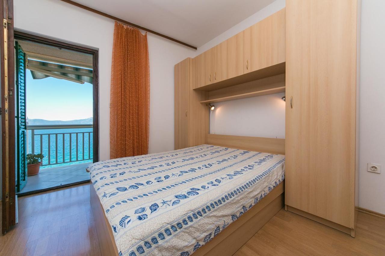 Apartments By The Sea Brist, Makarska - 15714 Podaca Exterior foto
